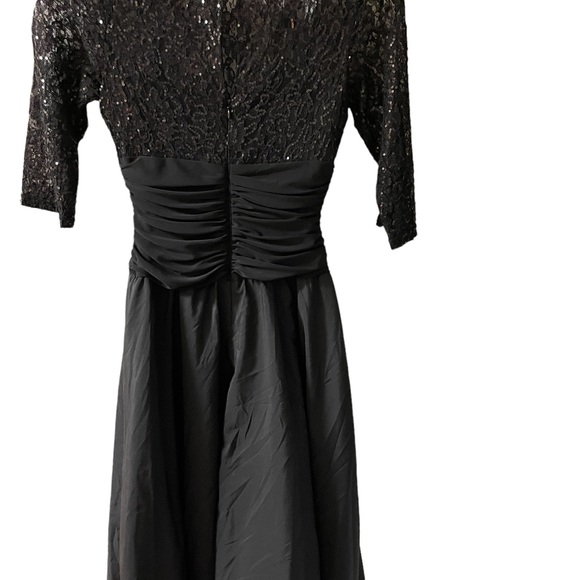 Jessica Howard Women’s Size 4P Sequin Lace Evening Cocktail  Black Dress - Picture 8 of 8